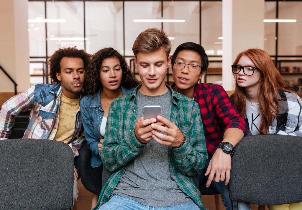 Looking to Recruit Gen Z? You have 8.25 seconds… Go!